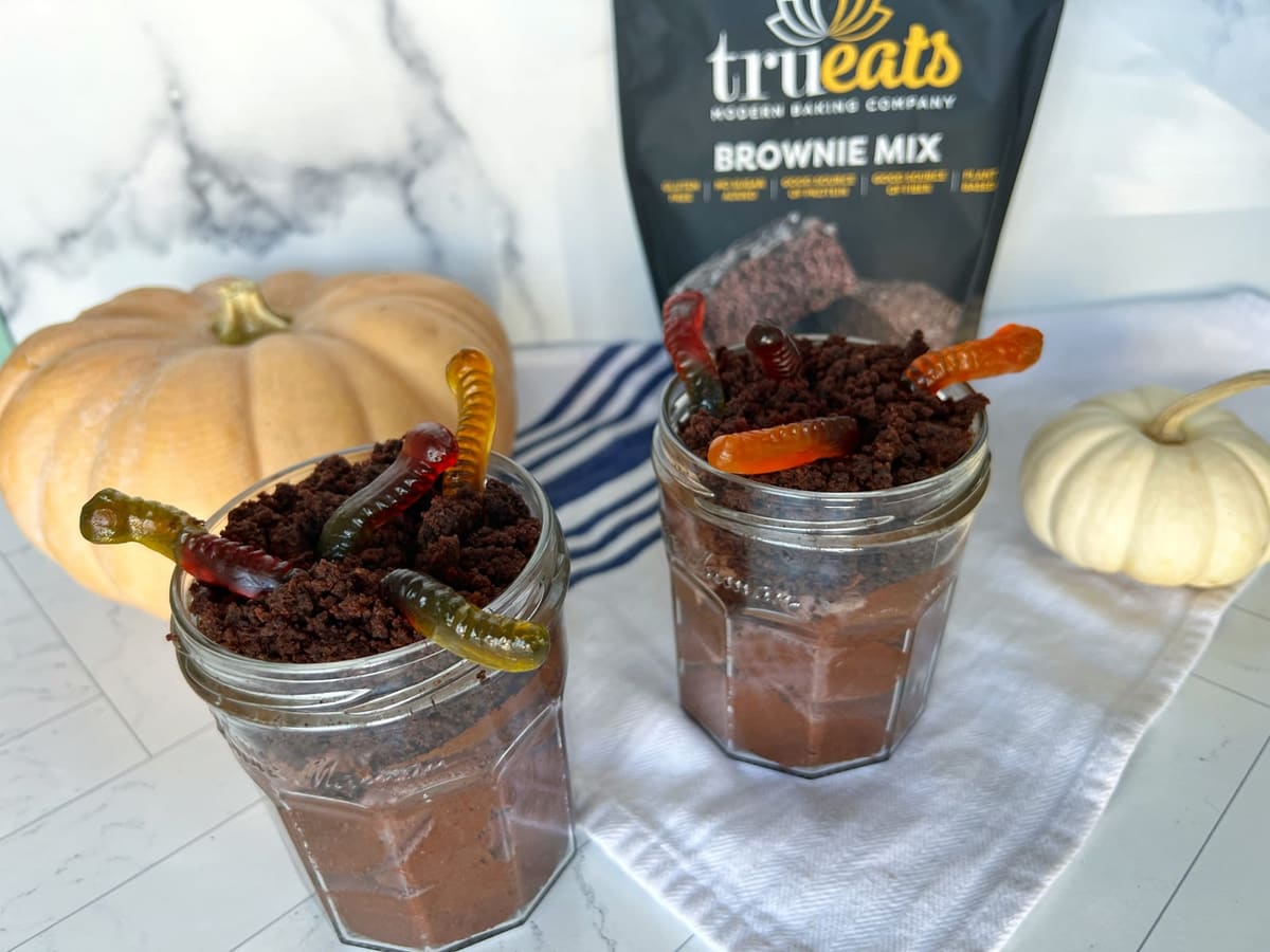 Pot de Crème Dirt Pudding