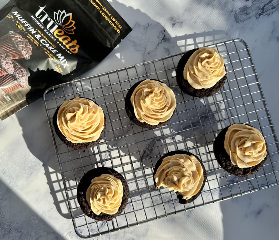 Chocolate Cupcakes with Peanut Butter Frosting 3