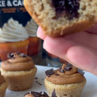 Chocolate & Peanut Butter Cupcakes