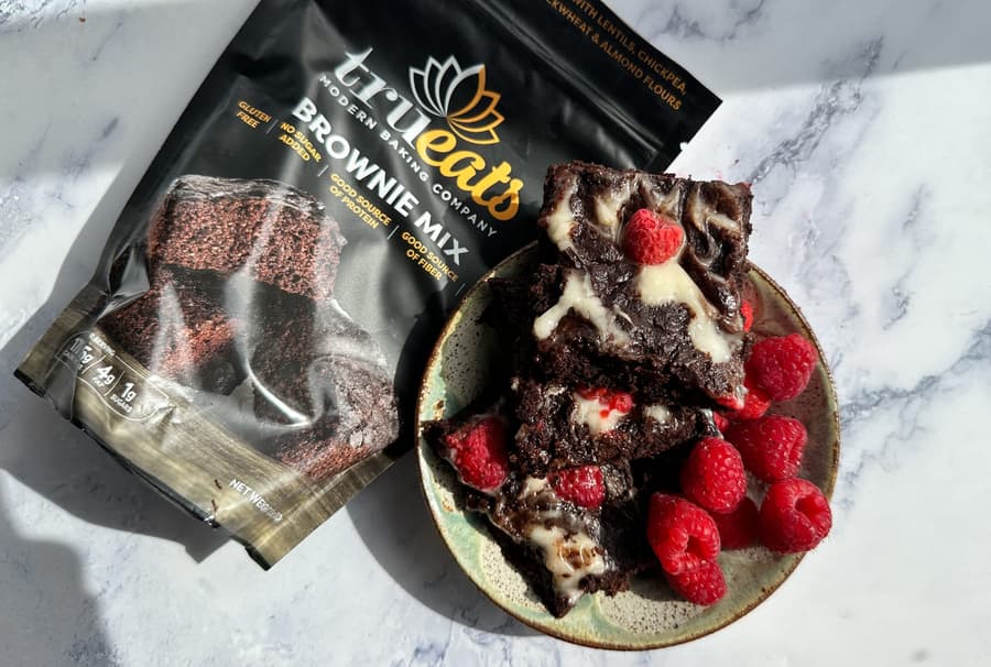 Raspberry Cream Cheese Brownies 2